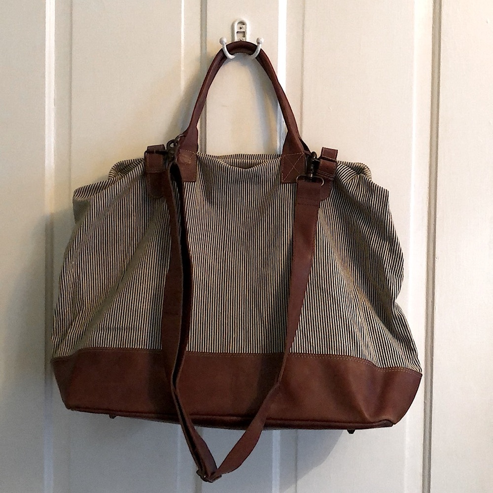 Weekender Travel Bag with Striped Design, Leather